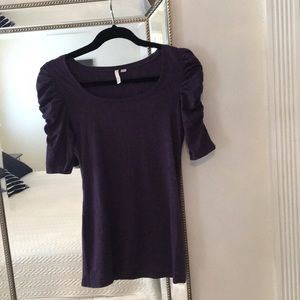 Frenchie 💕purple top w ruffle sleeves  size M